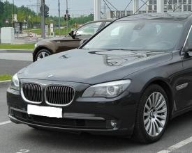 BMW 7 (F01)